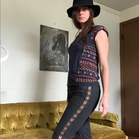 💛 Lucky brand navy blue side embroidered tank top - Picture 6 of 14